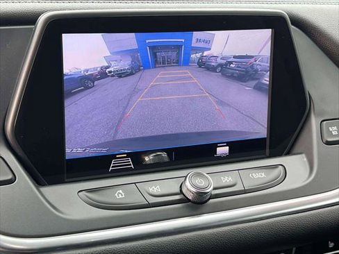 Used 2020 Chevrolet Blazer LT image 32