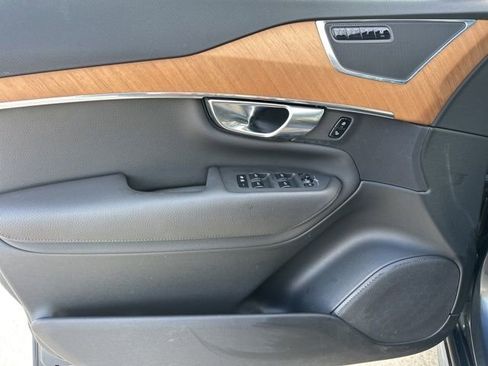 Used 2021 Volvo XC90 T8 Inscription Expression w/ Climate Package image 16