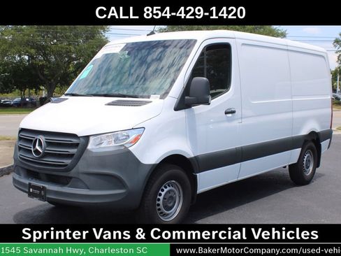 Used 2023 Mercedes-Benz Sprinter 2500 image 2