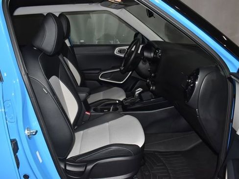 Used 2023 Kia Soul GT-Line image 29