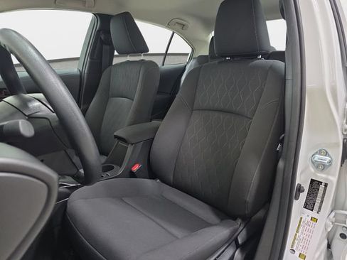 Certified 2025 Toyota Corolla LE FWD image 12