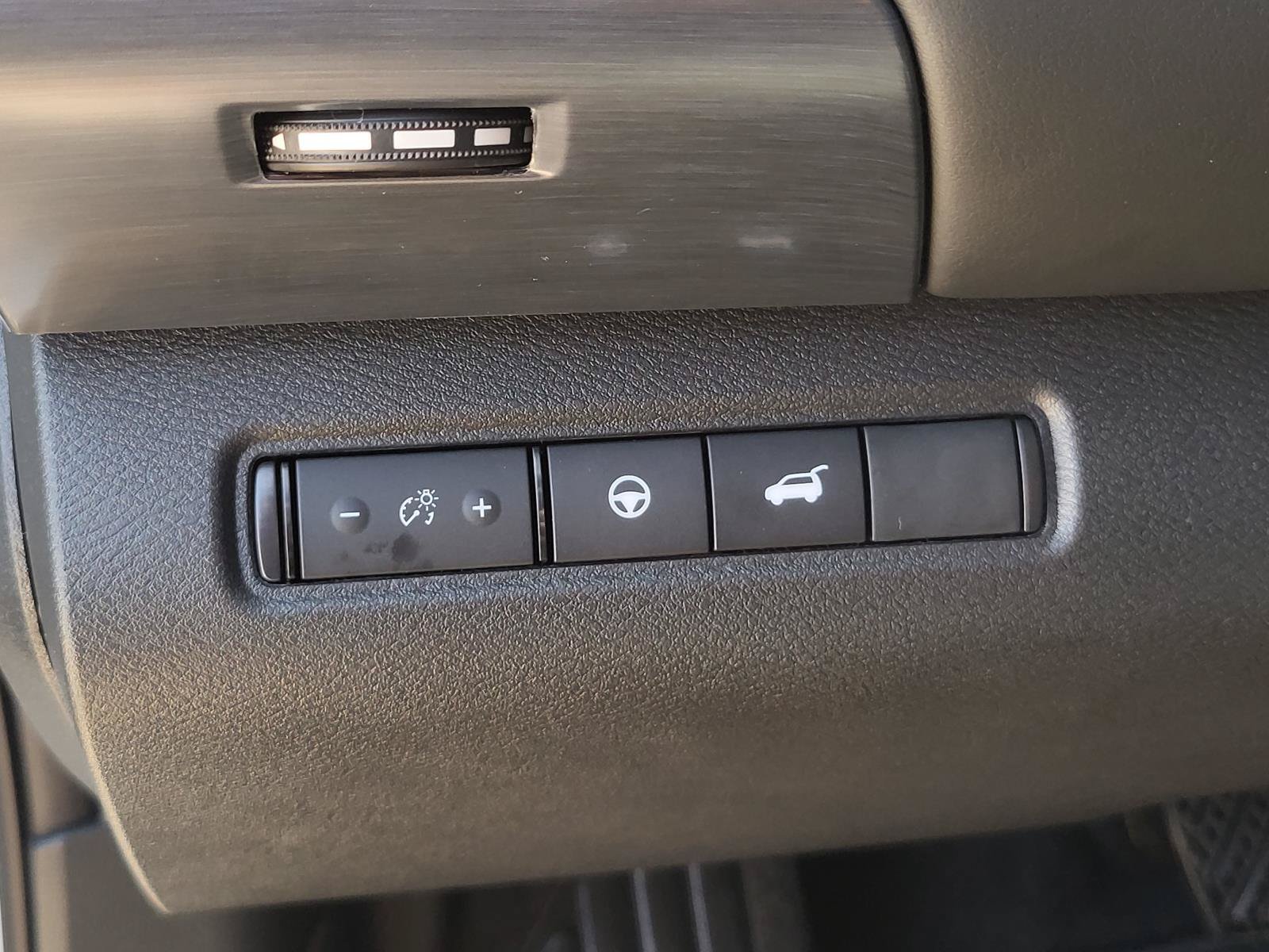 New 2026 Nissan Pathfinder SL w/ Cargo Package FWD image 20