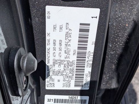 Used 2024 Toyota Tundra Platinum image 12