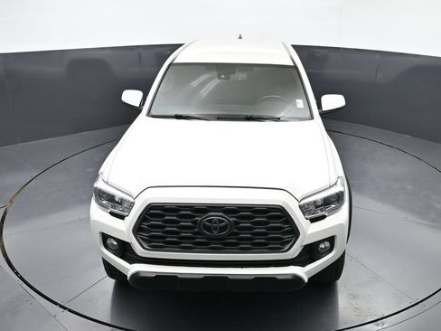 Used 2023 Toyota Tacoma TRD Off-Road AWD/4WD image 36
