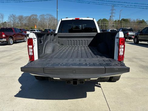 Used 2022 Ford F350 Lariat w/ Lariat Ultimate Package image 36