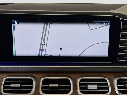 New 2026 Mercedes-Benz GLS 450 4MATIC image 16
