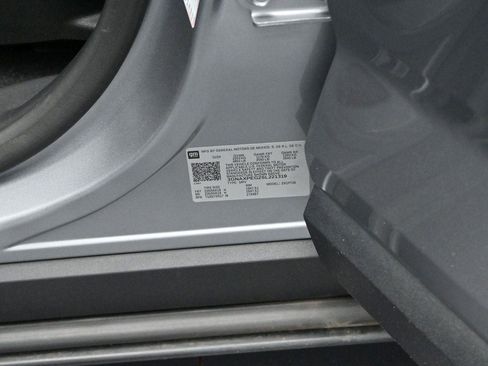 Used 2025 Chevrolet Equinox LT AWD/4WD image 35