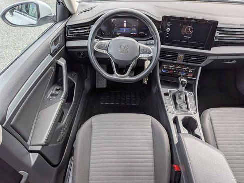 Used 2025 Volkswagen Jetta S FWD image 12