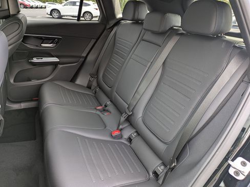 New 2026 Mercedes-Benz GLC 300 image 30