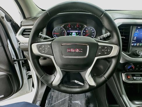 Certified 2023 GMC Acadia SLT AWD/4WD image 11
