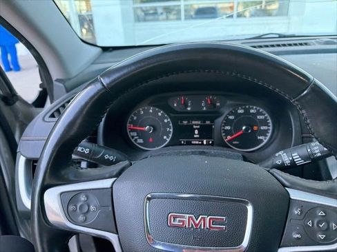 Used 2018 GMC Terrain SLE w/ Driver Convenience Package FWD image 12
