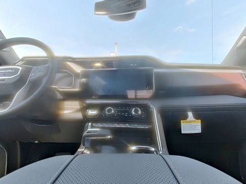 New 2026 GMC Sierra 1500 Denali AWD/4WD image 26