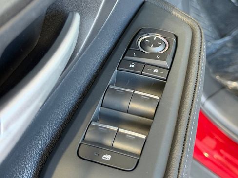 New 2026 Toyota Grand Highlander AWD Hybrid image 16