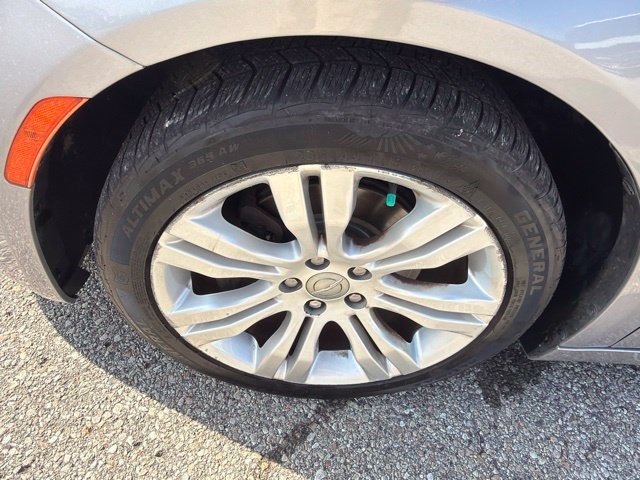 Used 2016 Chrysler 200 Limited w/ Anniversary Edition FWD image 10