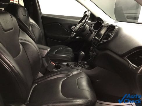 Used 2020 Jeep Cherokee Limited AWD/4WD image 38