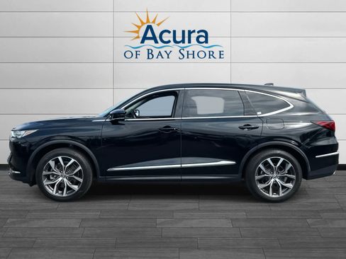 Used 2022 Acura MDX SH-AWD w/ Technology Package image 2