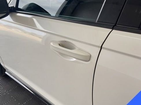 Used 2023 Honda Accord Touring image 3