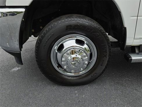 Used 2023 RAM 3500 Tradesman w/ Chrome Appearance Group image 9