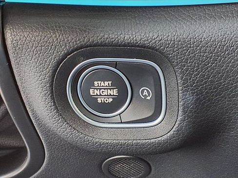 Used 2022 Mercedes-Benz GLE 350 4MATIC image 25