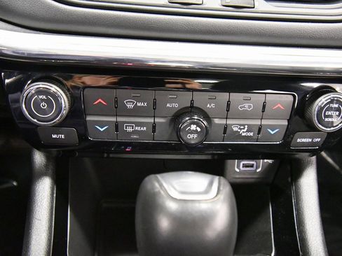 Used 2022 Jeep Compass High Altitude image 26