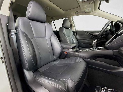 Used 2024 Subaru Outback Limited image 29