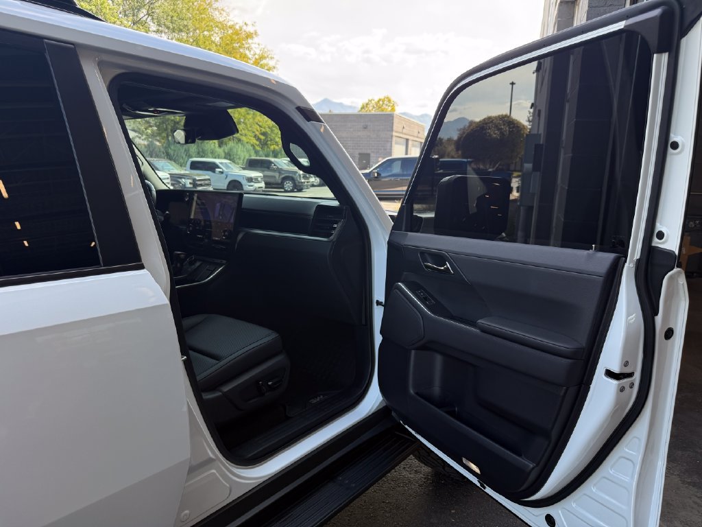 Used 2024 Lexus GX 550 w/ Cold Area Package AWD/4WD image 50