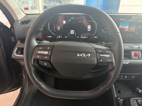 Used 2025 Kia K4 EX FWD image 15