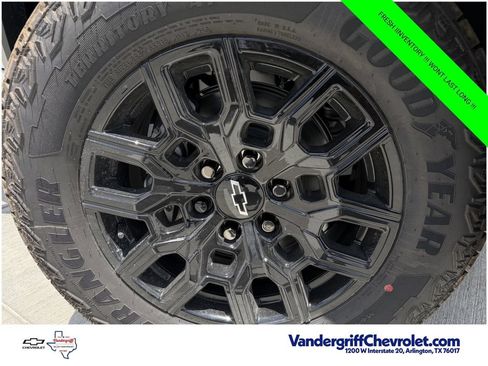 New 2026 Chevrolet Colorado Trail Boss AWD/4WD image 9