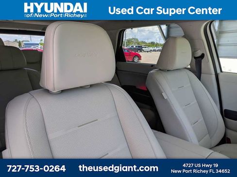 Used 2026 Hyundai Palisade Calligraphy FWD image 6