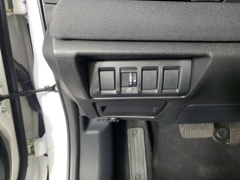 Used 2025 Subaru Outback Premium image 26