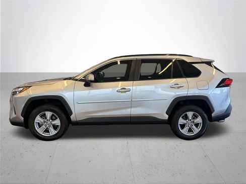 Used 2023 Toyota RAV4 LE image 11