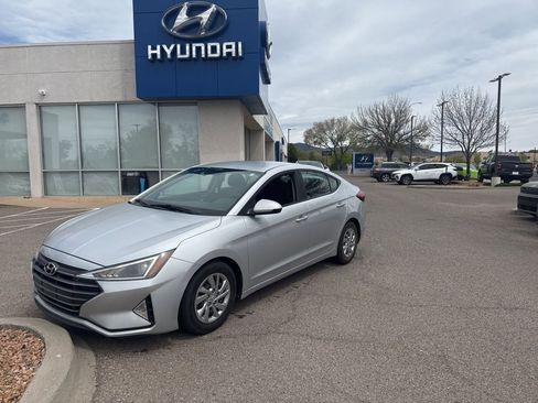 Used 2019 Hyundai Elantra SE w/ Cargo Package image 1