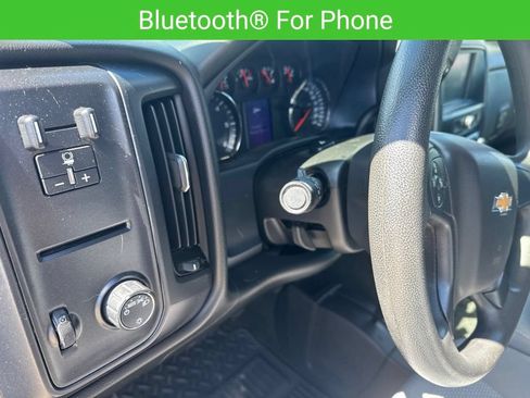 Used 2018 Chevrolet Silverado 1500 Custom w/ Custom Value Package AWD/4WD image 24