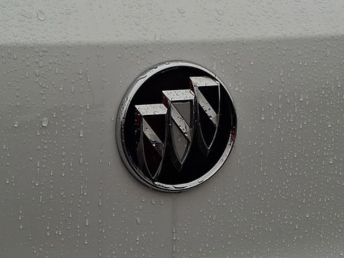 Used 2023 Buick Encore GX Preferred FWD image 31