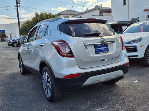 Used 2022 Buick Encore Preferred w/ Safety Package image 3