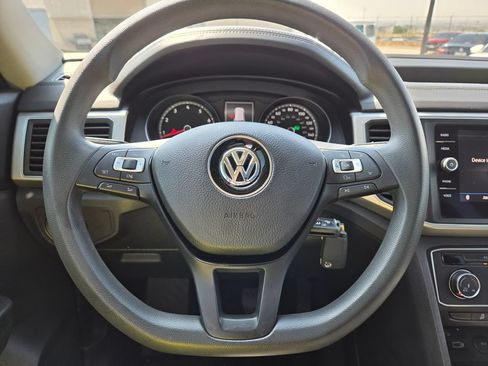 Used 2018 Volkswagen Atlas Launch Edition FWD image 10