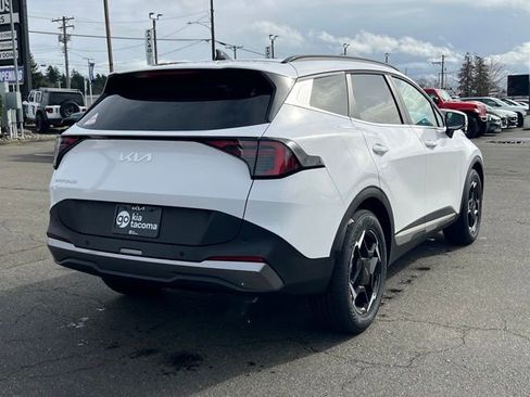 New 2026 Kia Sportage EX FWD image 5