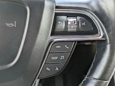 Used 2022 Lincoln Nautilus Reserve w/ Equipment Group 201A image 22