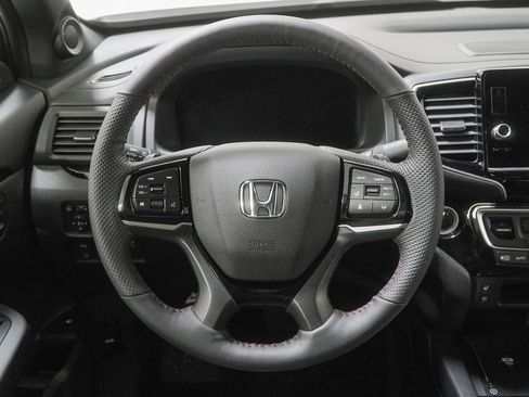 New 2026 Honda Ridgeline Black Edition image 19