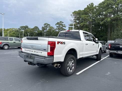 Used 2019 Ford F250 King Ranch w/ King Ranch Ultimate Package AWD/4WD image 11