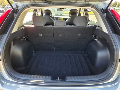 Used 2025 Kia Niro LX FWD image 14