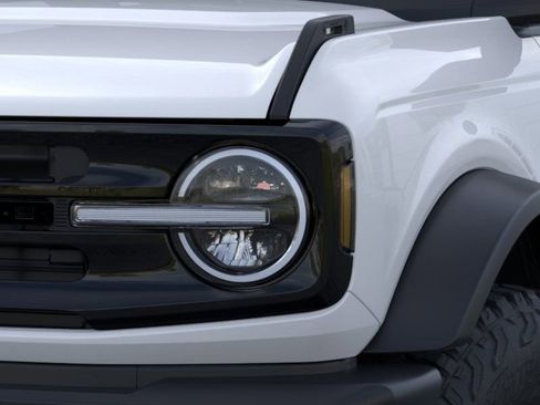 New 2025 Ford Bronco Outer Banks w/ Sasquatch Package image 20