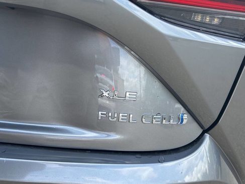 Used 2022 Toyota Mirai w/ Advanced Technology Package RWD image 27