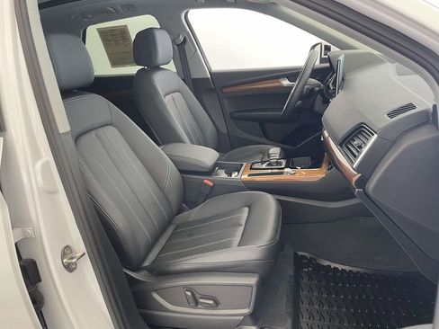 Used 2023 Audi Q5 2.0T Premium w/ Convenience Package AWD/4WD image 23