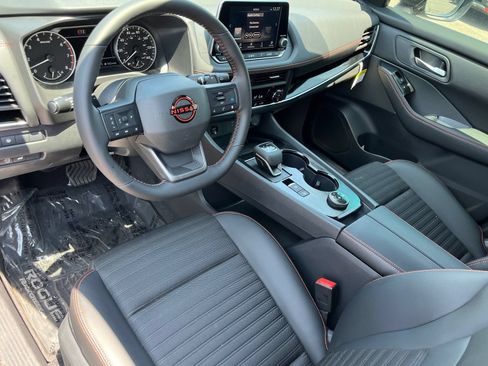 New 2026 Nissan Rogue SV AWD/4WD image 16