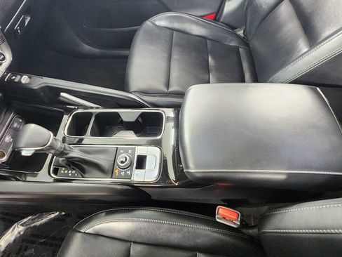 Used 2025 Kia Telluride S AWD/4WD image 33