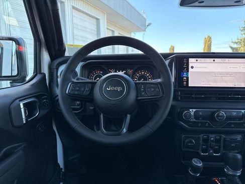 New 2026 Jeep Gladiator Sport image 11