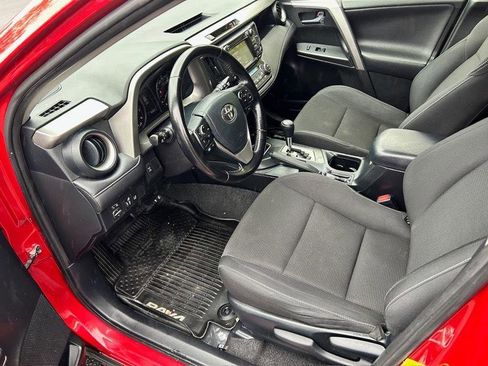 Used 2017 Toyota RAV4 XLE w/ All Weather Liner Package AWD/4WD image 25