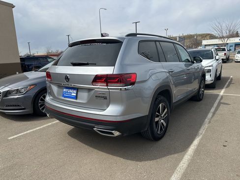 Used 2021 Volkswagen Atlas SE AWD/4WD image 3