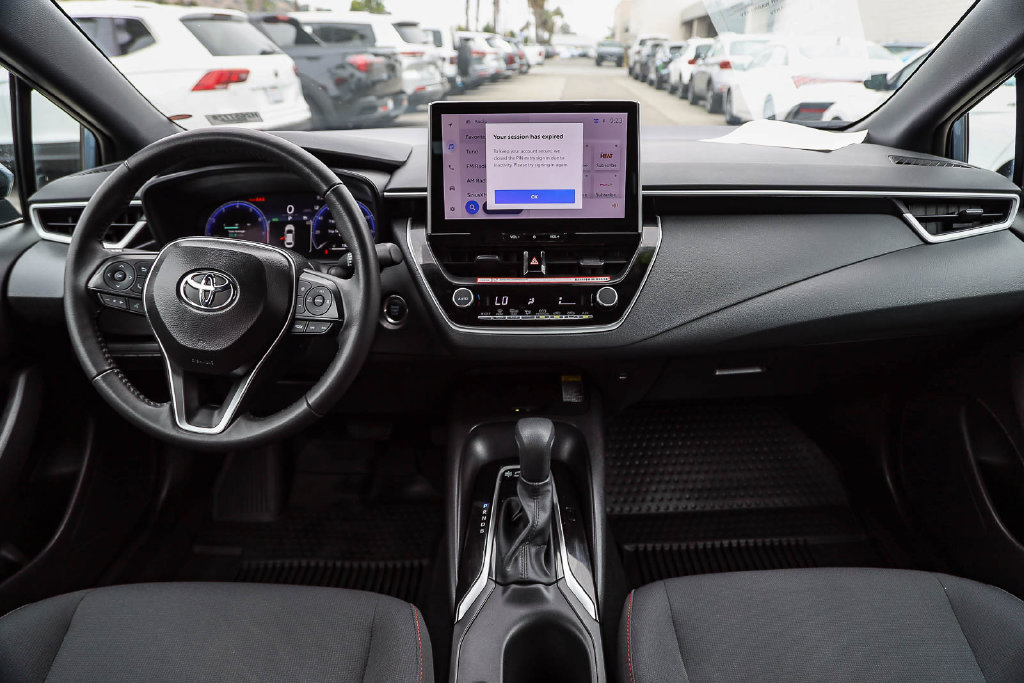 Used 2026 Toyota Corolla SE w/ SE Package FWD image 12